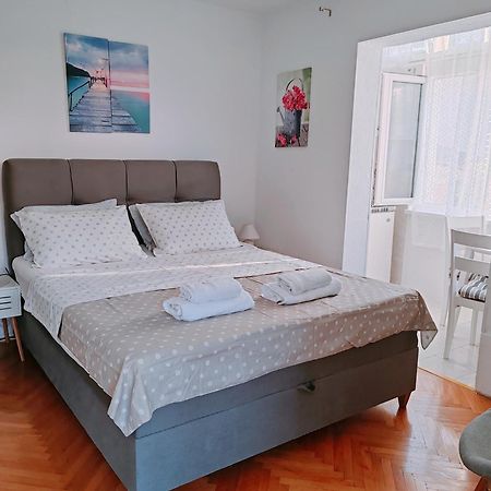 Studio Bobo Ровинь Экстерьер фото